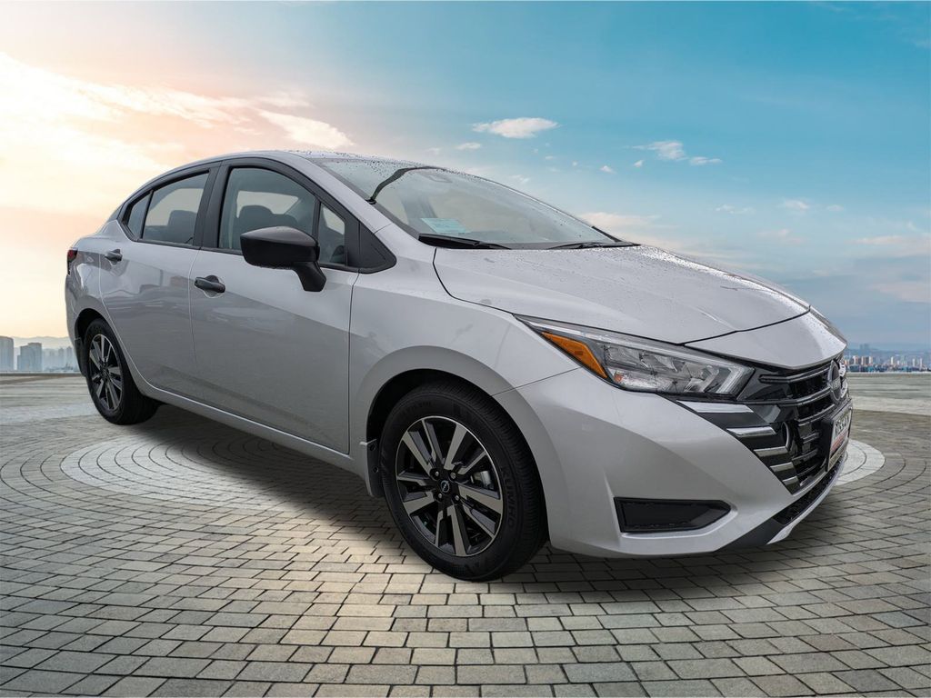 2025 Nissan Versa Sedan S's photo