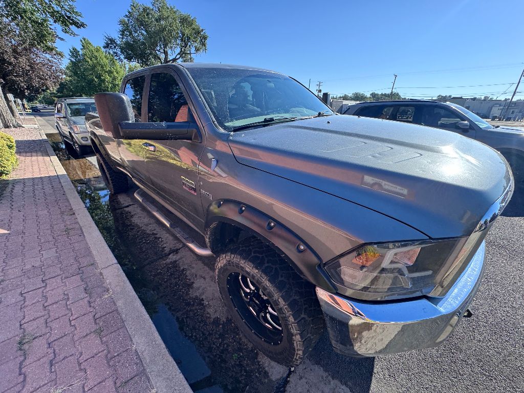 2011 Dodge Ram SLT photo 3