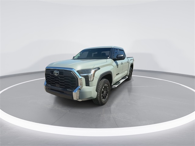 2022 Toyota Tundra SR5 CrewMax photo 4
