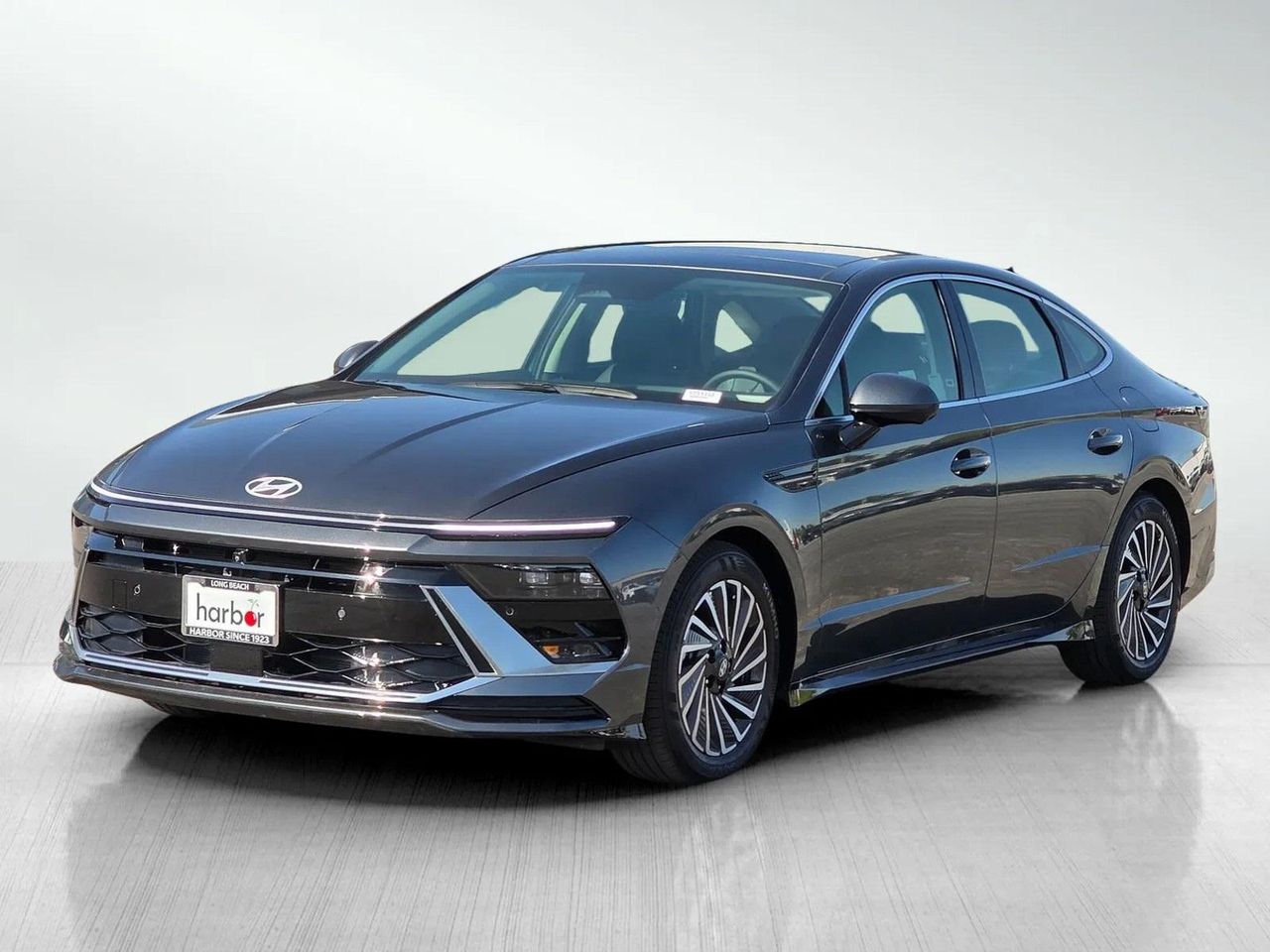 2025 Hyundai Sonata Hybrid Limited photo 3