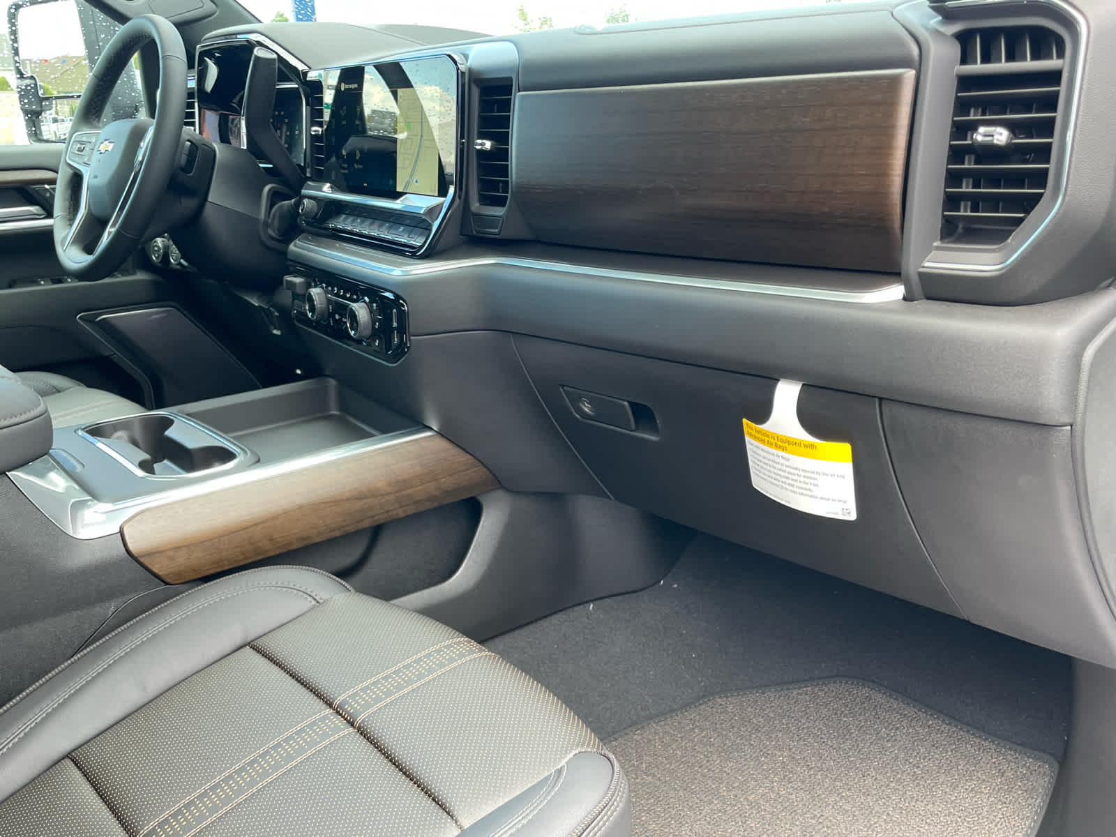 2026 Chevrolet Silverado 3500HD High Country photo 35