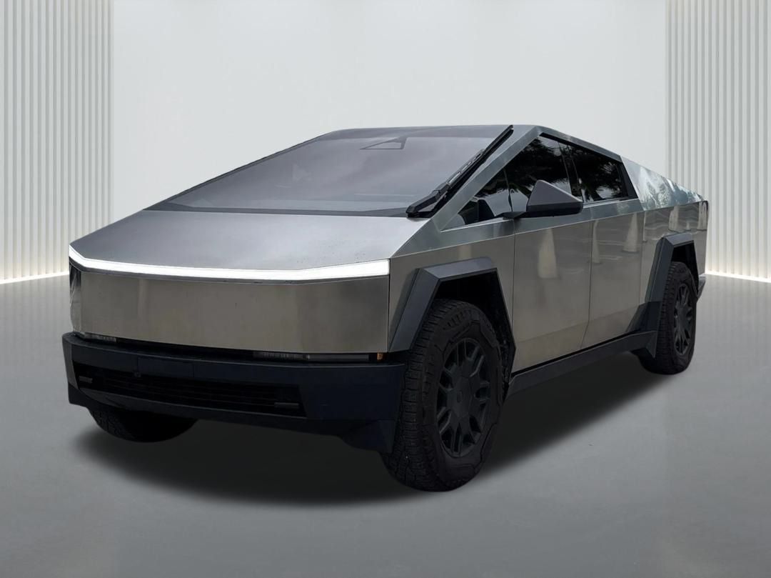 2025 Tesla Cybertruck Rear-Wheel Drive's photo