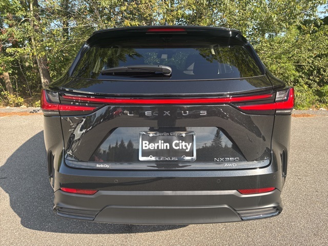 2026 Lexus NX 350 Premium photo 2