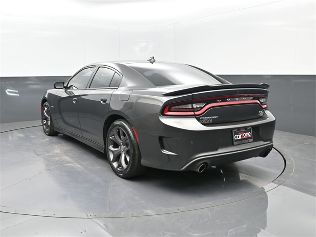 2019 Dodge Charger R/T photo 3