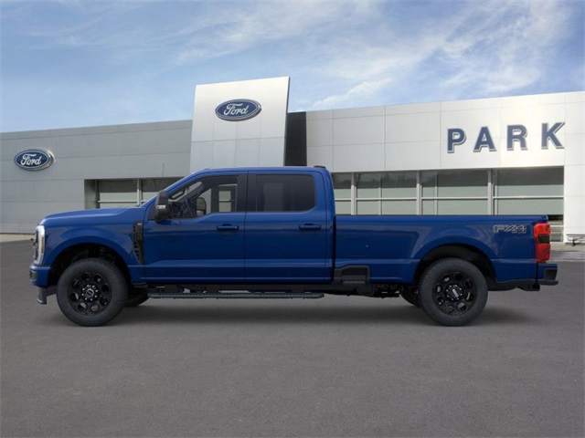 2026 Ford F-350 photo 3