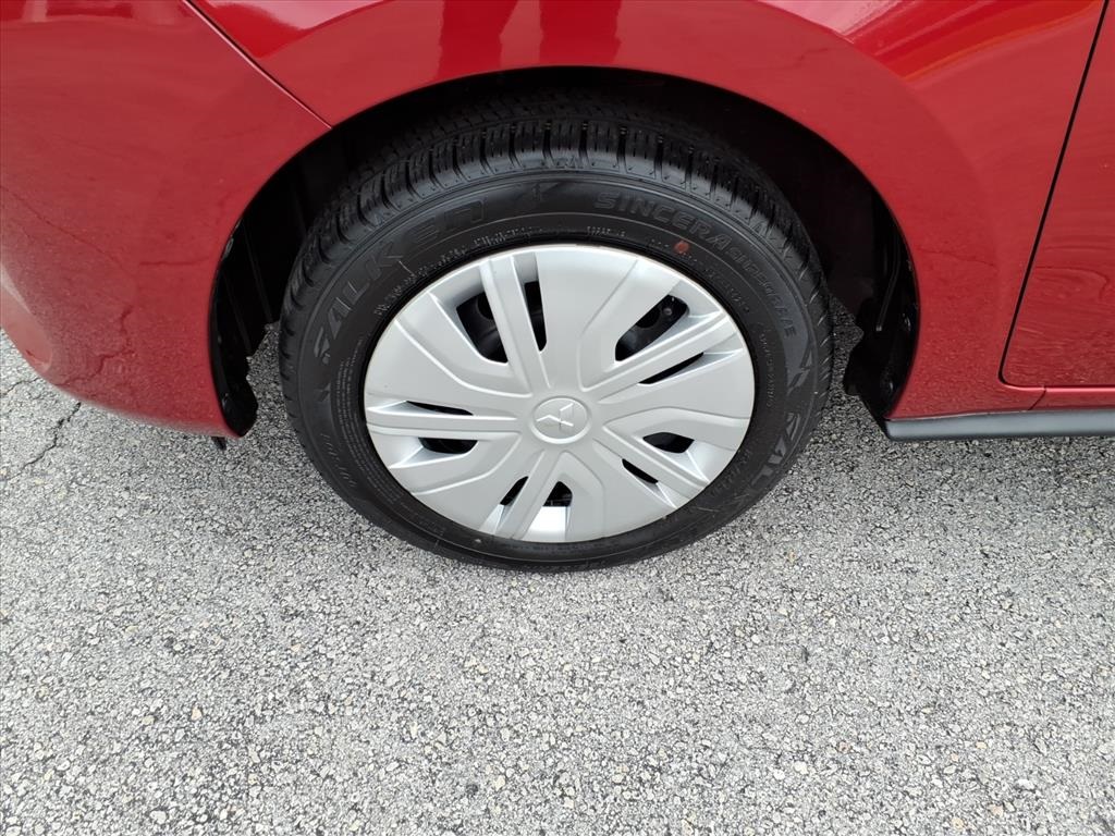 2024 Mitsubishi Mirage G4 ES photo 3