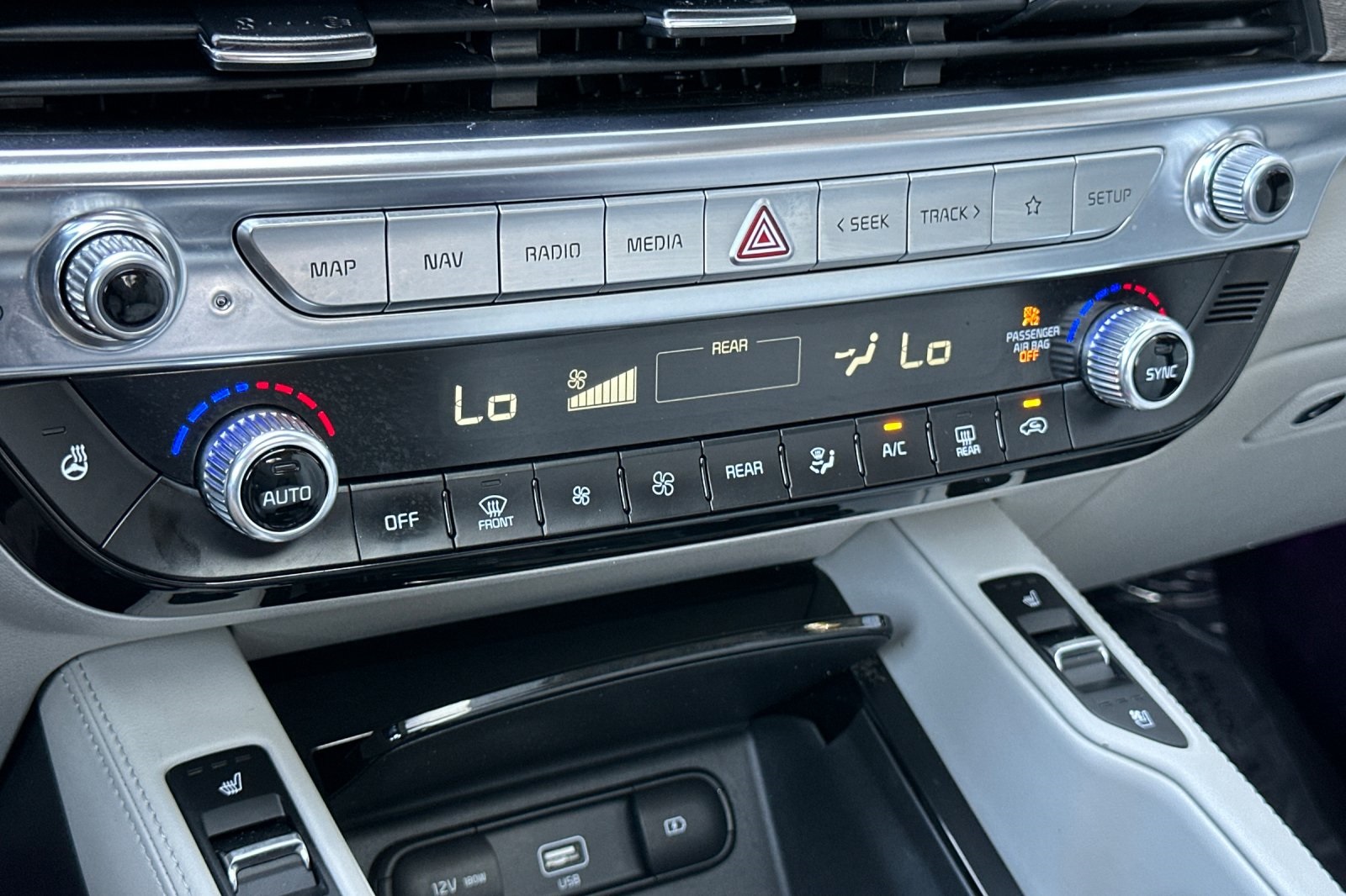 2022 Kia Telluride EX photo 24