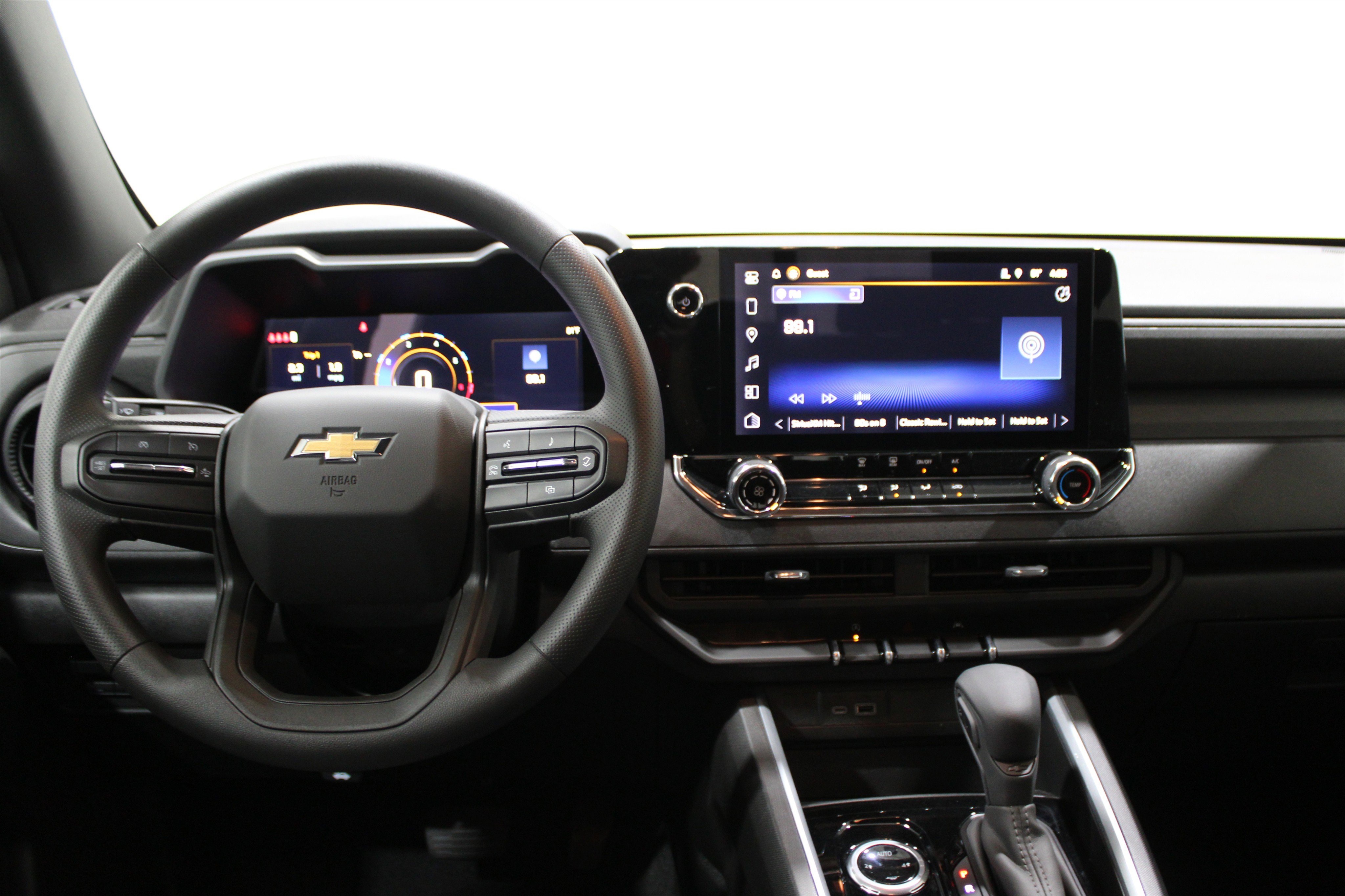2026 Chevrolet Colorado Work Truck photo 2