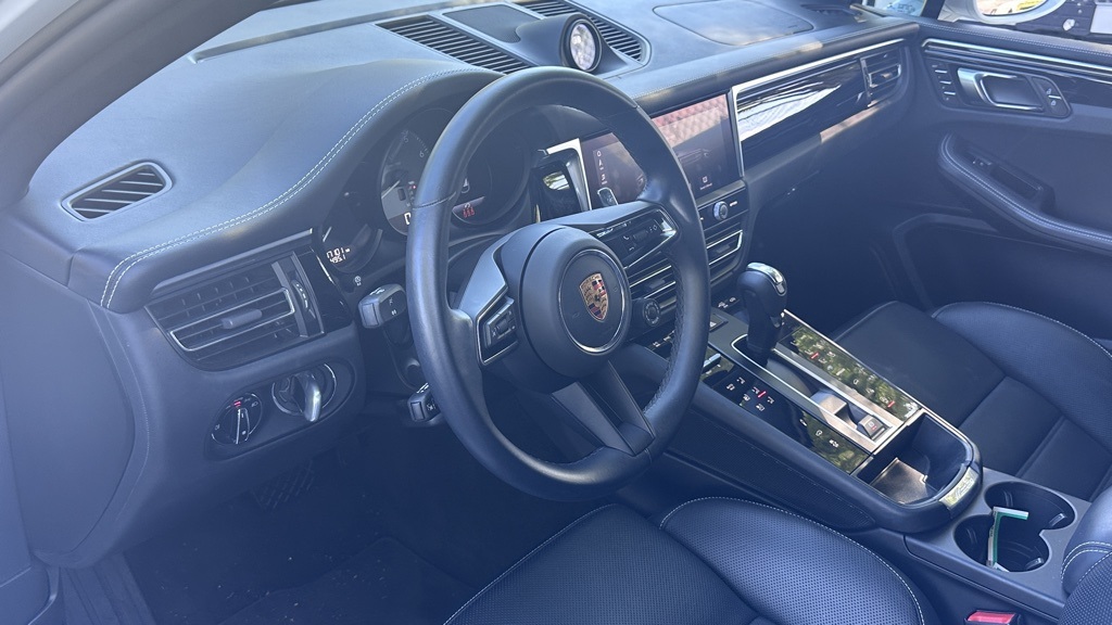 2023 Porsche Macan S photo 4