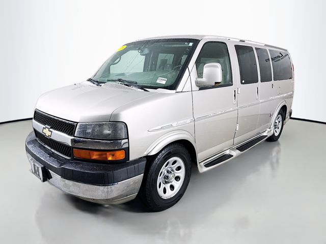 2009 Chevrolet Express 1500 photo 3