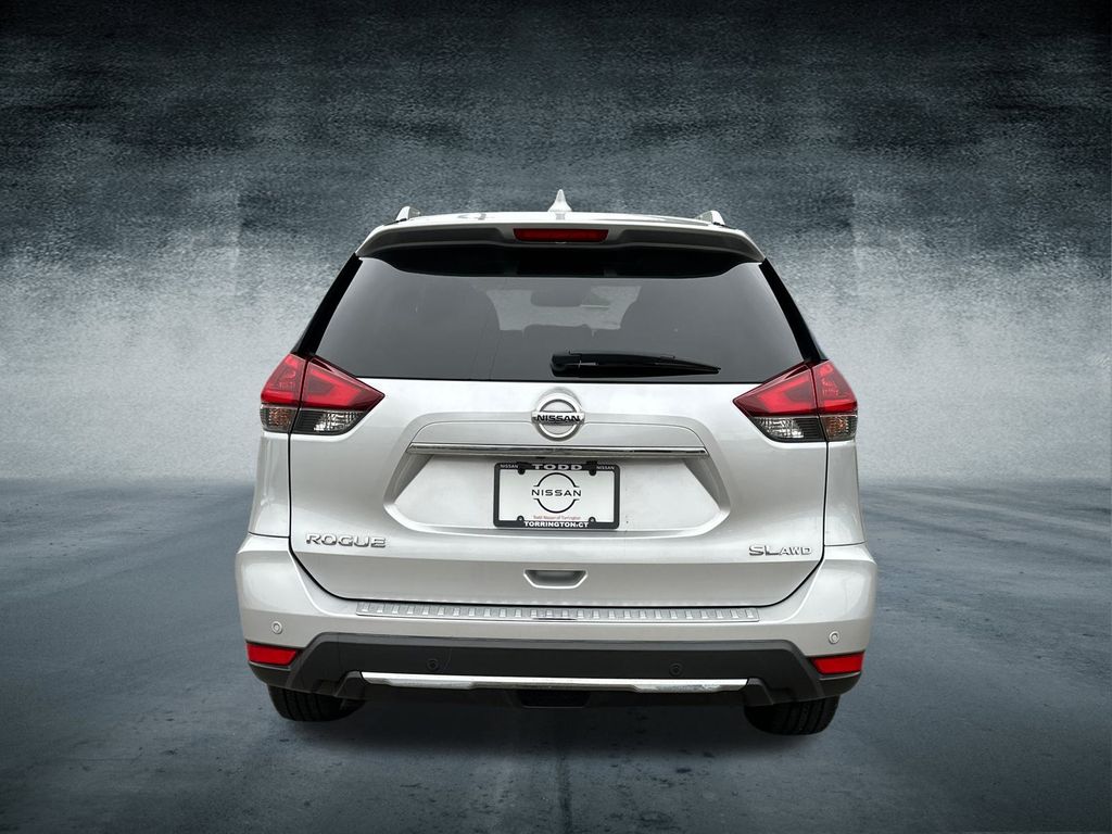 2020 Nissan Rogue SL photo 3
