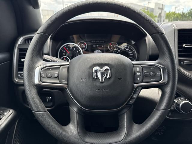 2025 Ram 1500 Tradesman photo 7