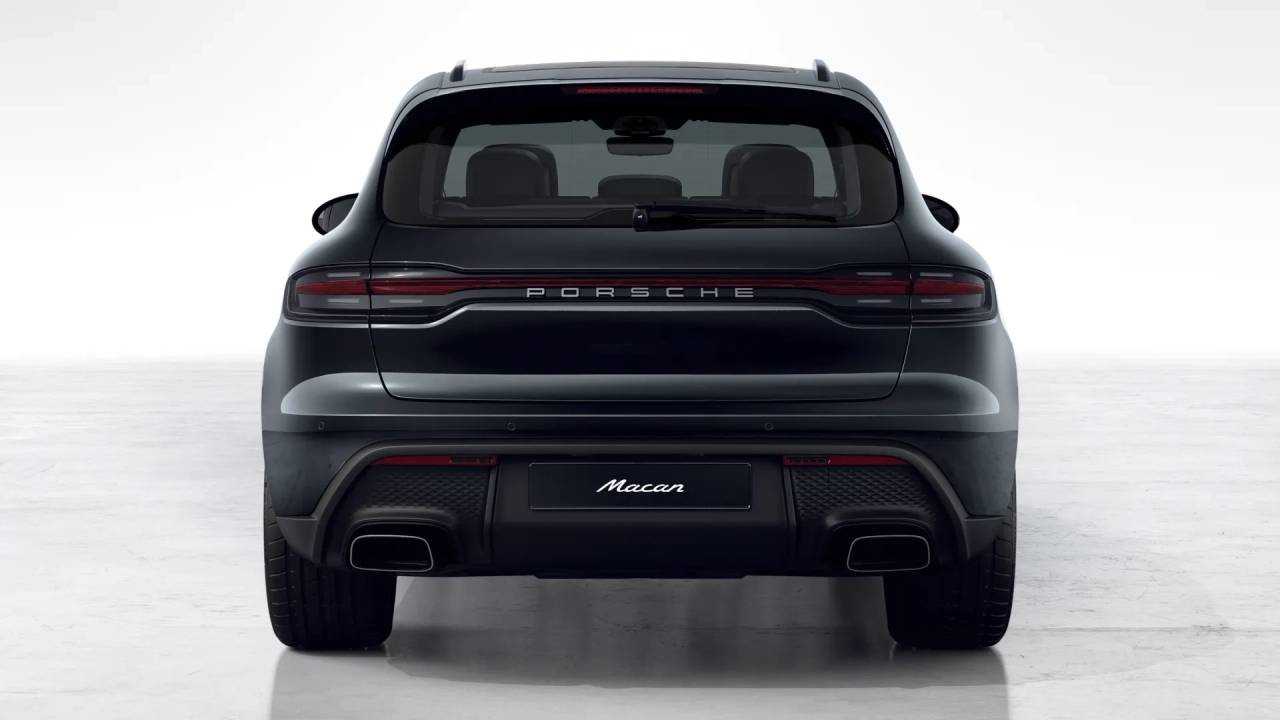 2026 Porsche Macan T photo 6