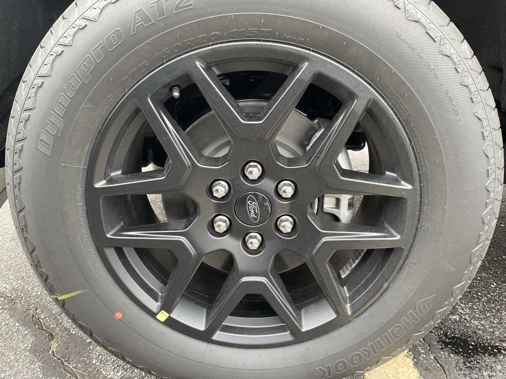 2025 Ford F-150 STX photo 4