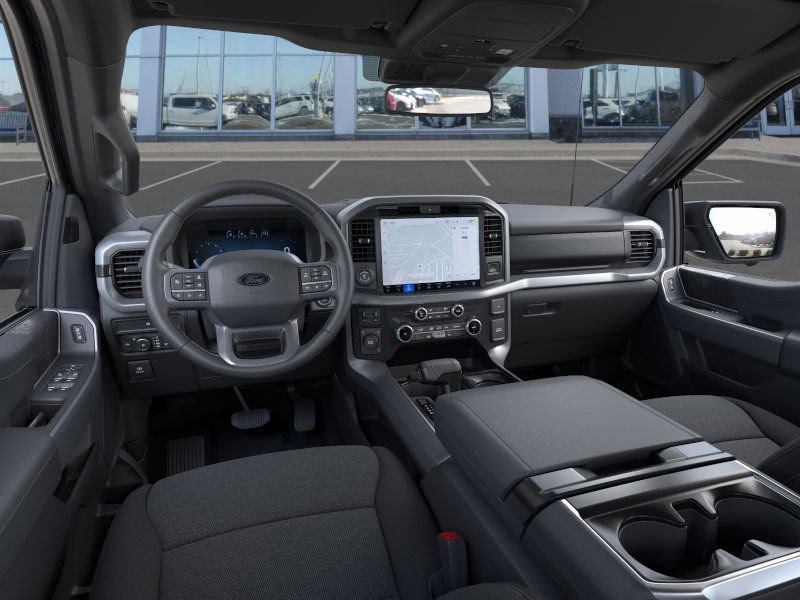 2025 Ford F-150 XLT photo 8