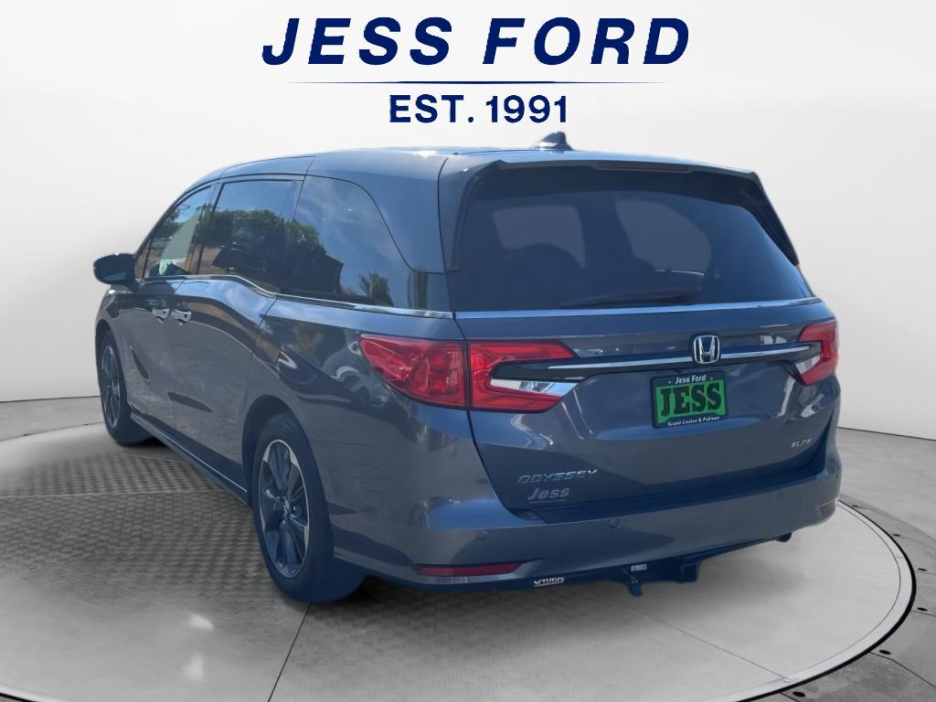 2024 Honda Odyssey Elite photo 3