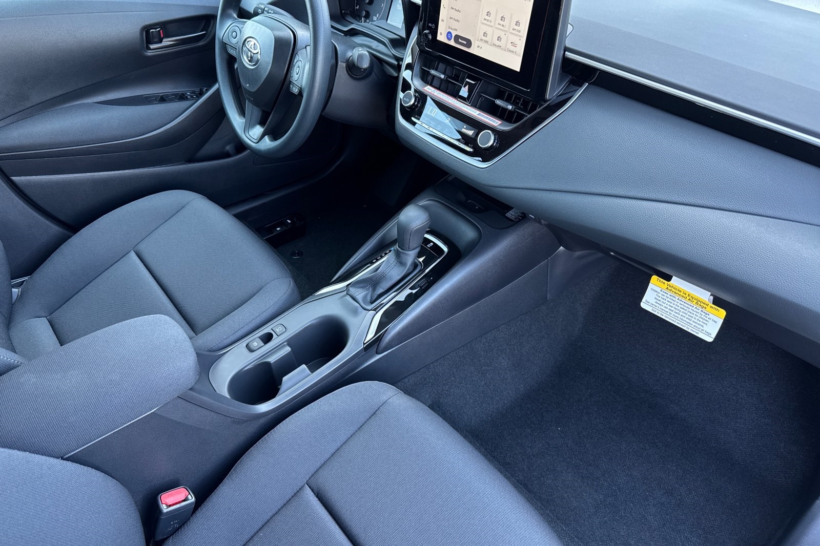 2025 Toyota Corolla LE photo 16