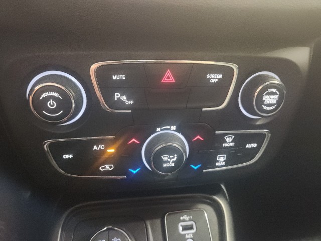 2020 Jeep Compass Trailhawk photo 16