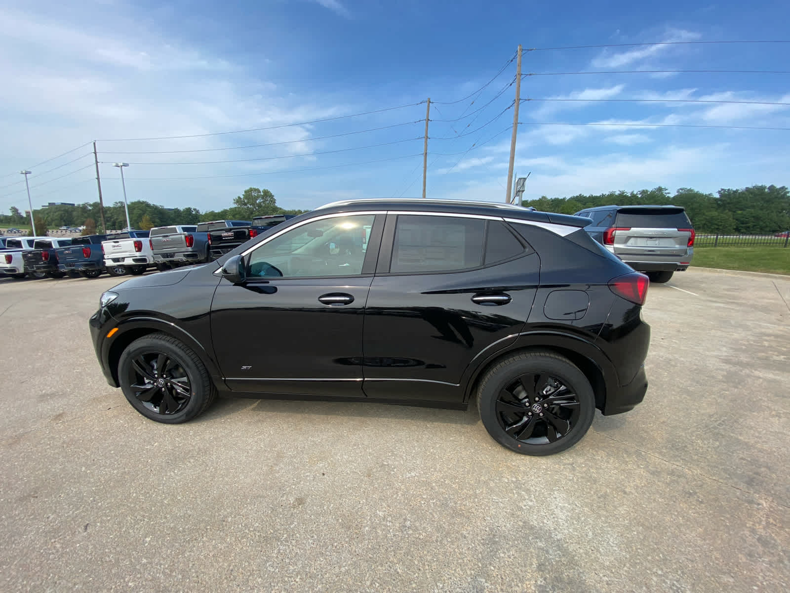 2026 Buick Encore GX Sport Touring photo 9