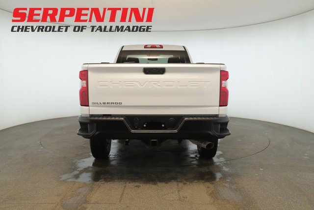 2025 Chevrolet Silverado 2500HD photo 4