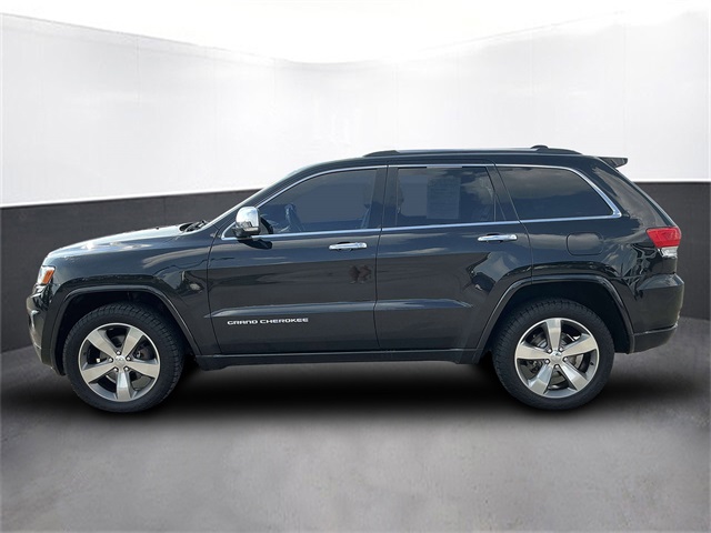 Used 2015 Jeep Grand Cherokee Overland with VIN 1C4RJFCG1FC804105 for sale in Kansas City