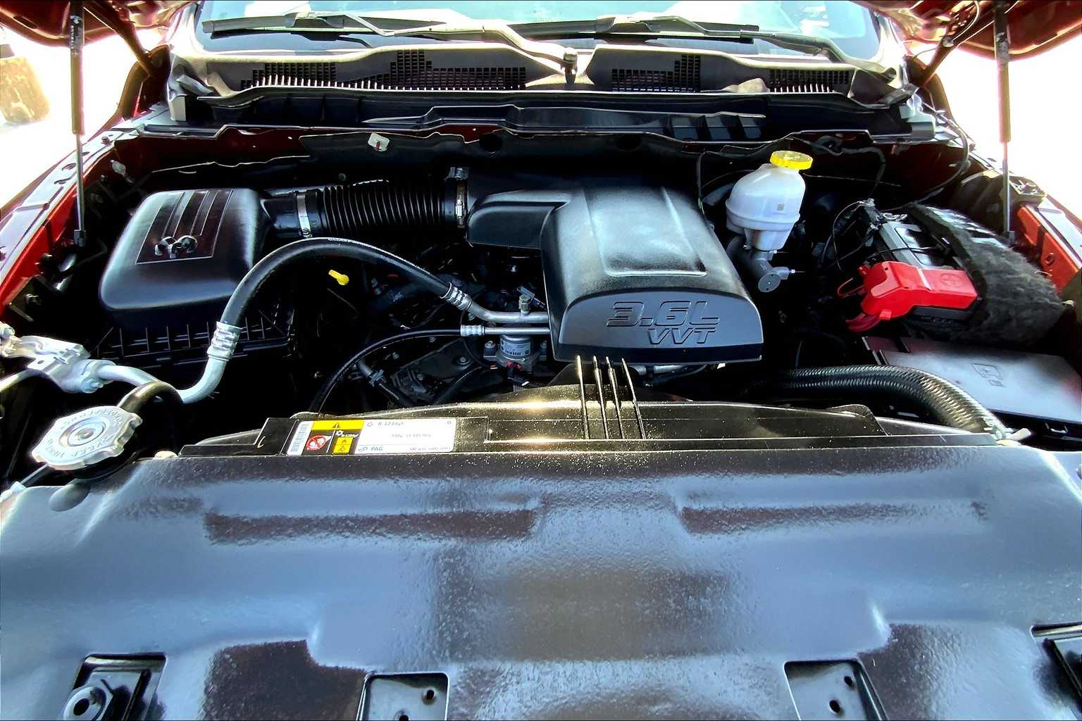 2024 Ram 1500 Classic Warlock photo 29