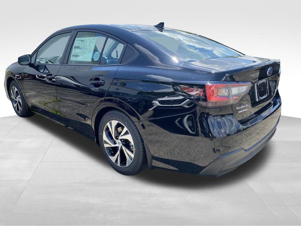 2025 Subaru Legacy Premium photo 4