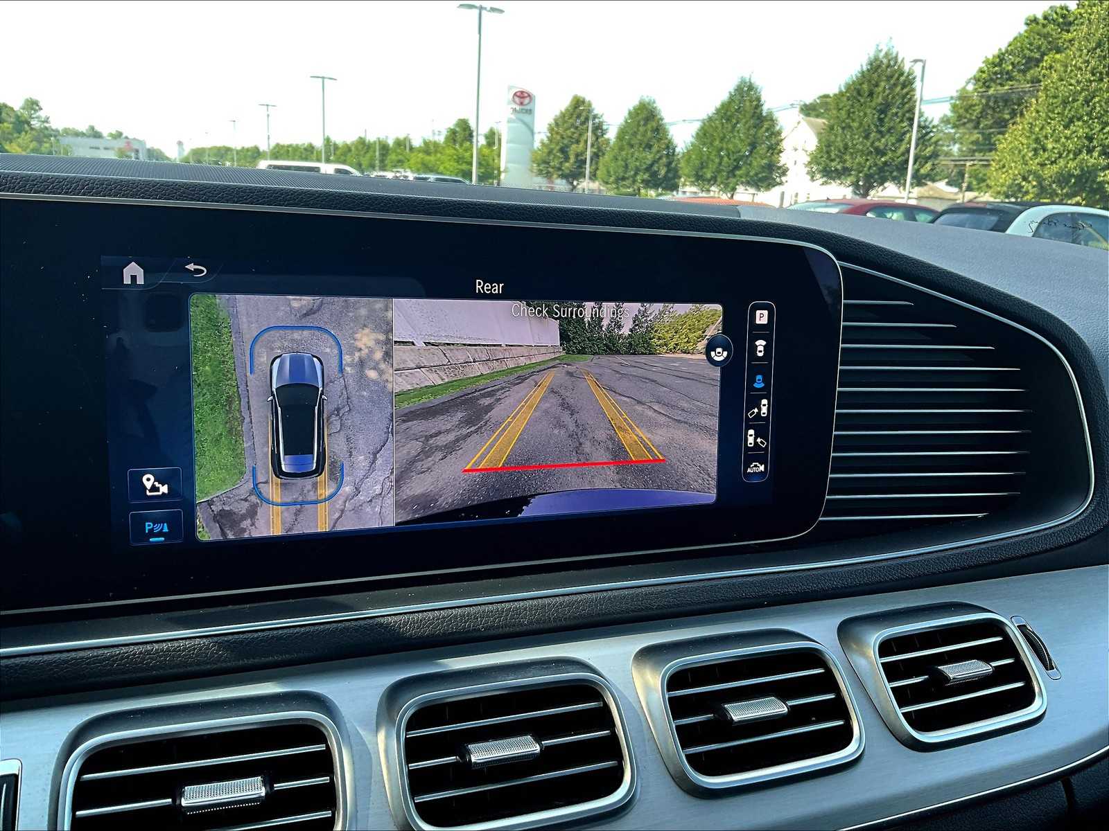 2024 Mercedes Benz GLE 450e photo 17