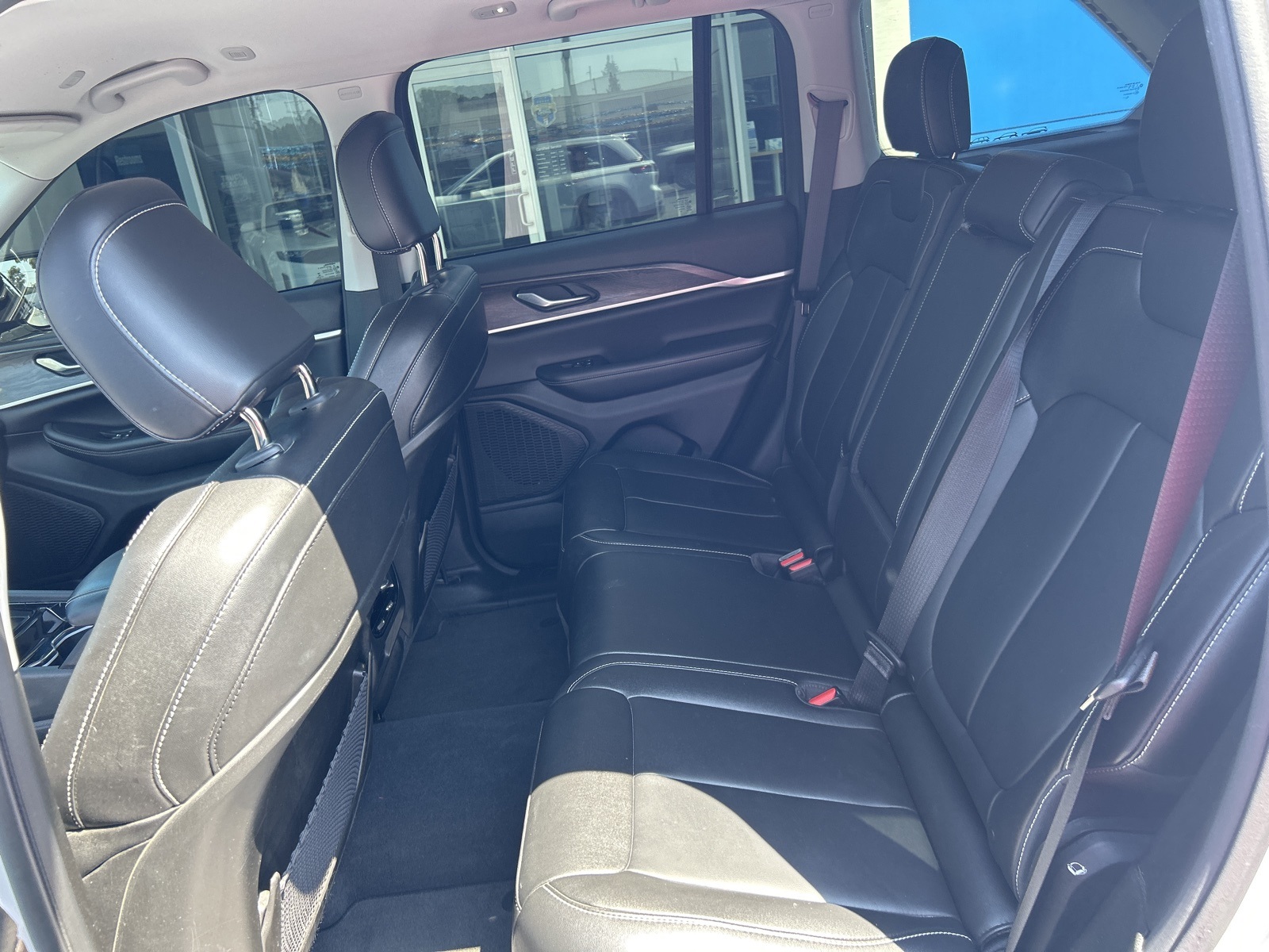 2023 Jeep Grand Cherokee Limited photo 32