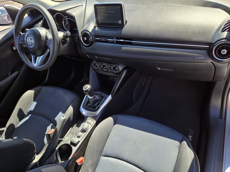 2016 Scion iA photo 15