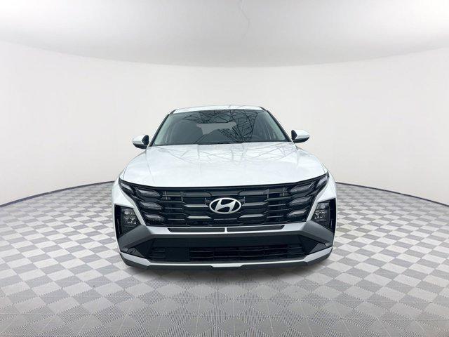 2025 Hyundai Tucson SE photo 2