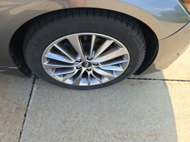 2018 Infiniti Q50 3.0t LUXE photo 34