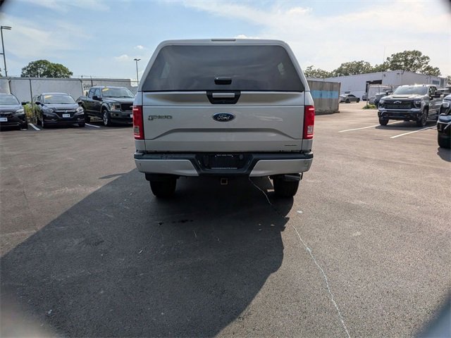 2015 Ford F-150 XLT photo 4