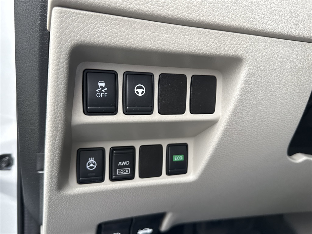 2019 Nissan Rogue Sport SV photo 29