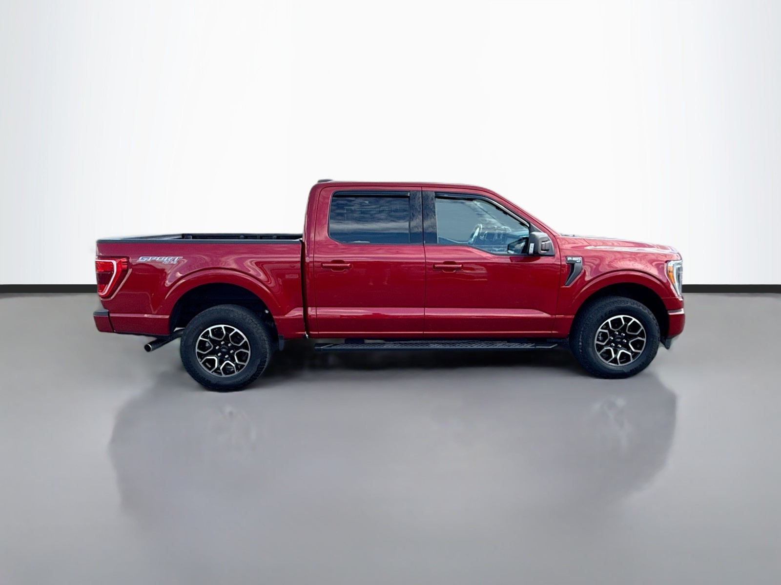 2022 Ford F-150 XLT photo 4