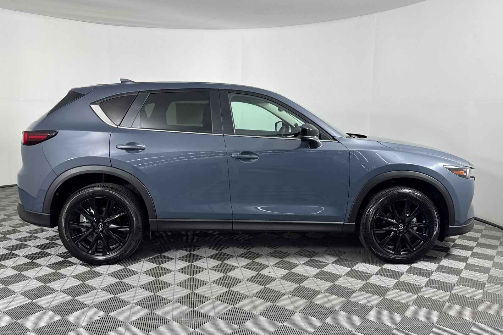 2025 Mazda CX-5 2.5 S Carbon photo 3