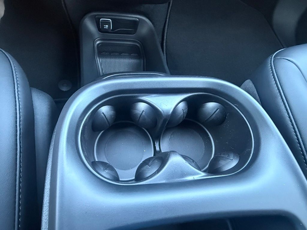 2026 Chrysler Pacifica photo 11