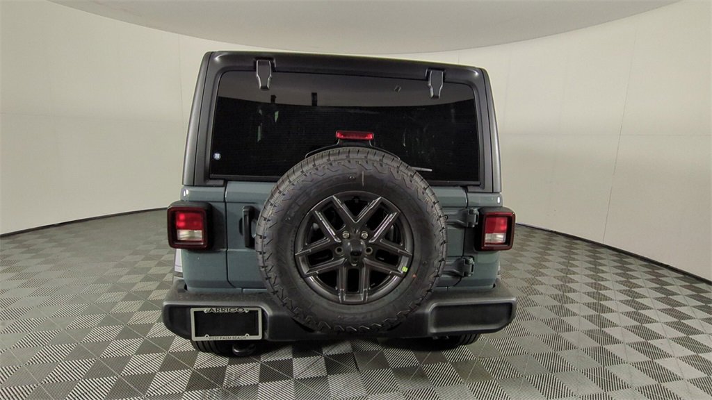 2025 Jeep Wrangler Sport S photo 4