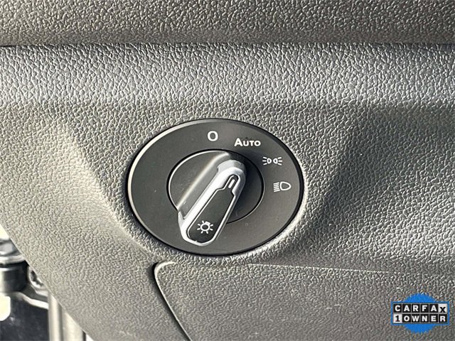 2024 Volkswagen Jetta SE photo 18
