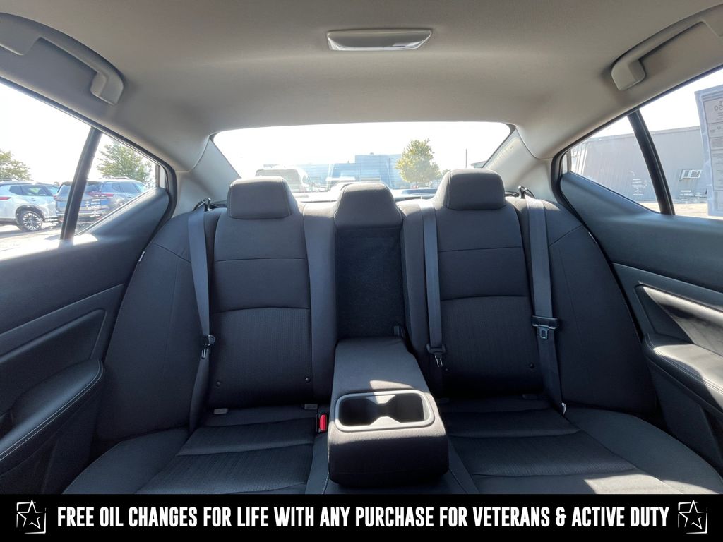 2025 Nissan Altima SV photo 4