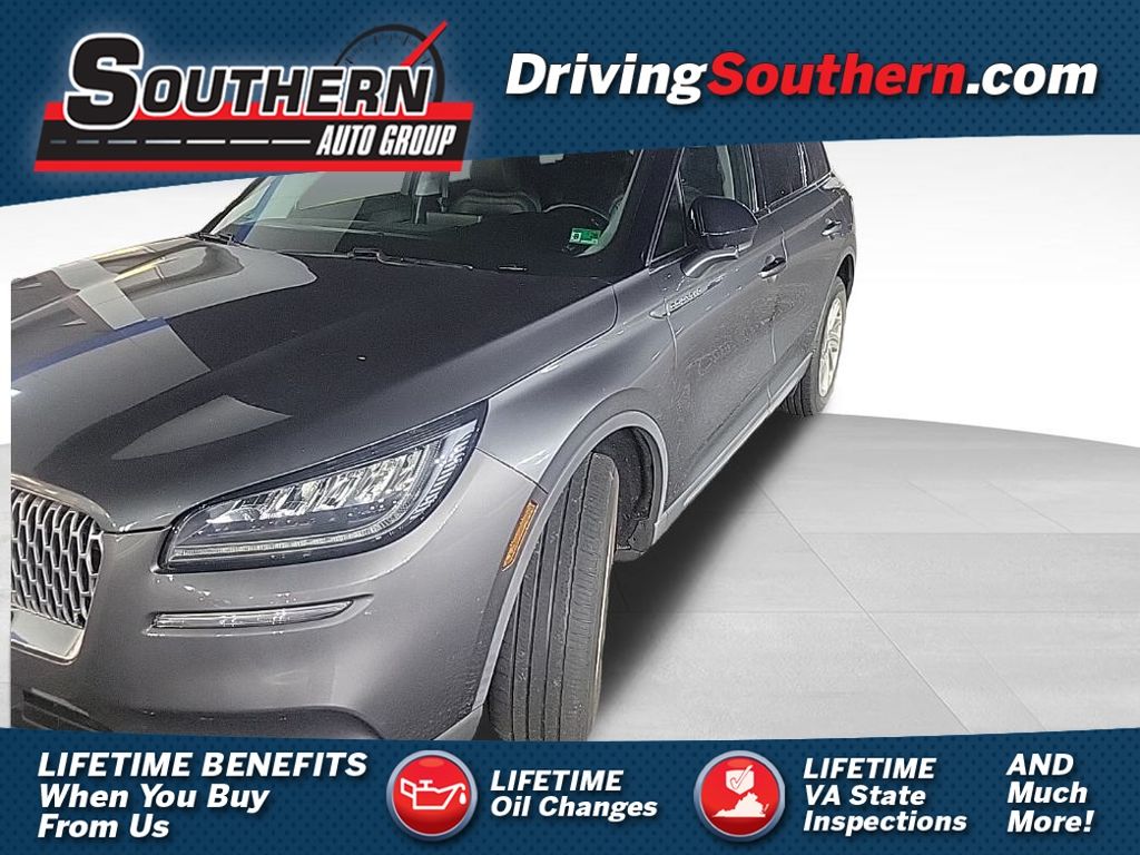 2021 Lincoln Corsair Base's photo