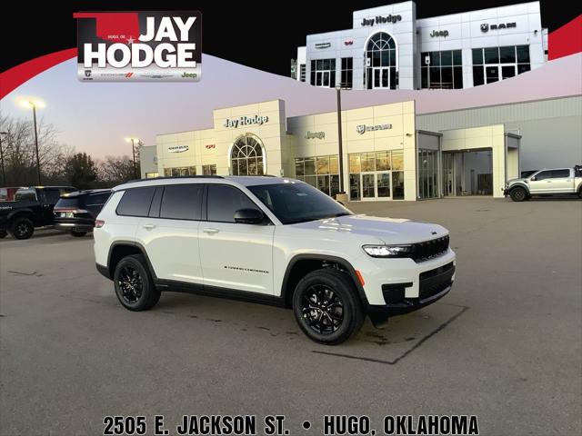 2025 Jeep Grand Cherokee L Altitude's photo