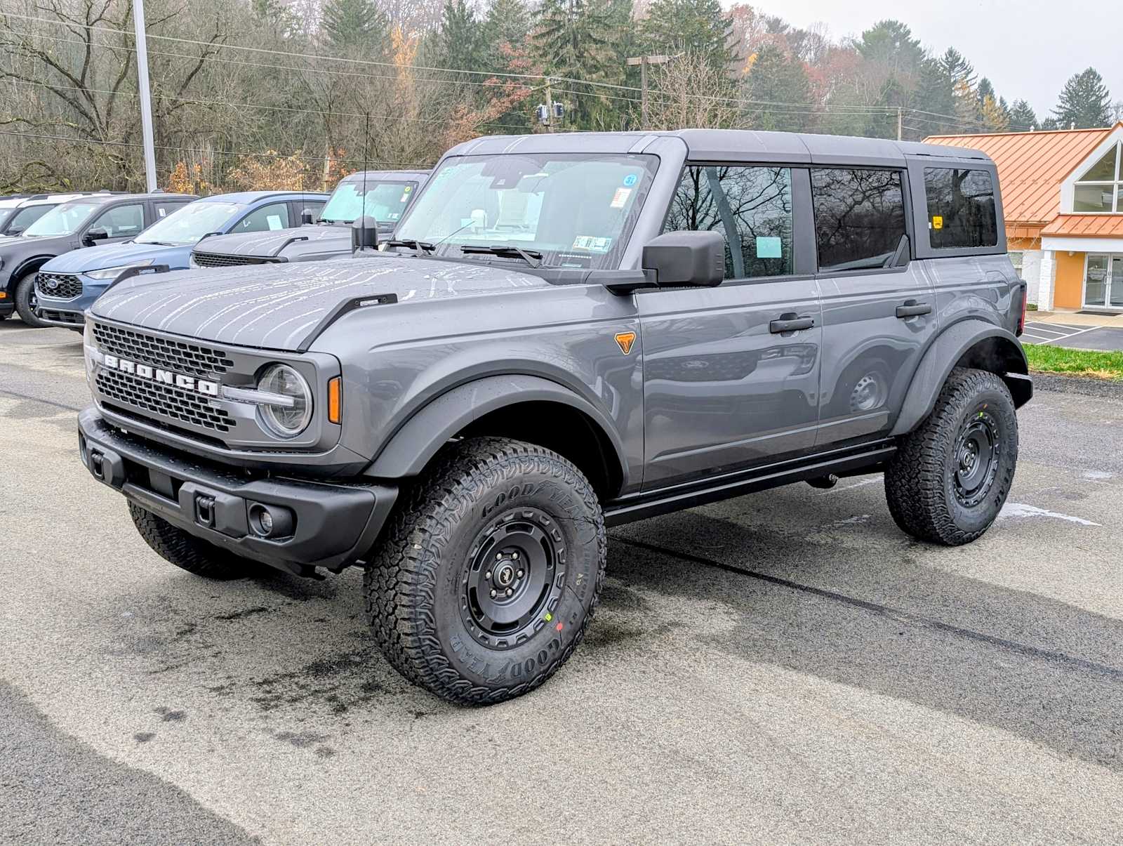 2025 Ford Bronco 4-Door Badlands's photo