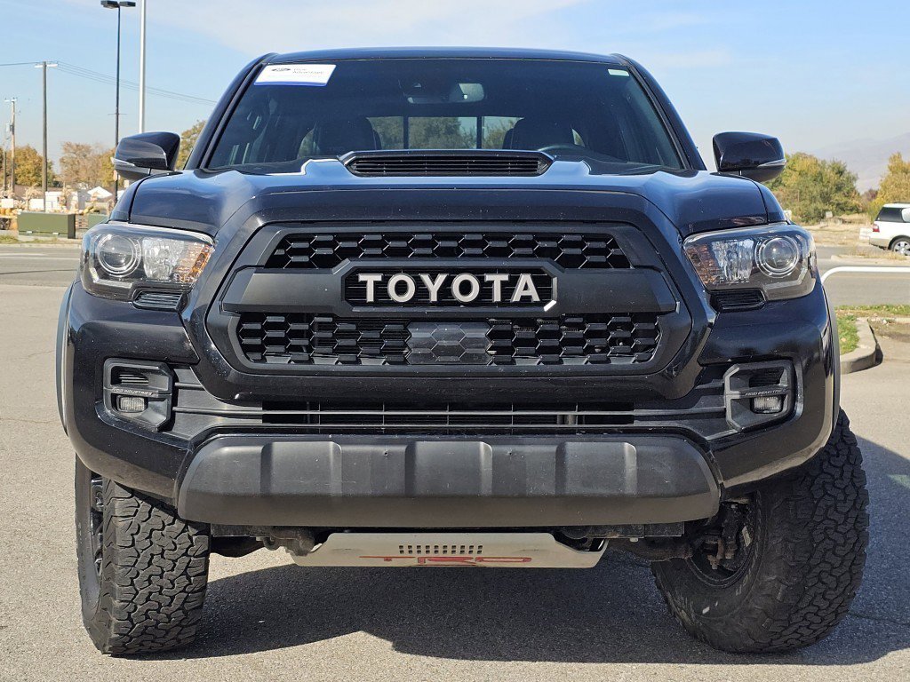 2019 Toyota Tacoma TRD Pro photo 3