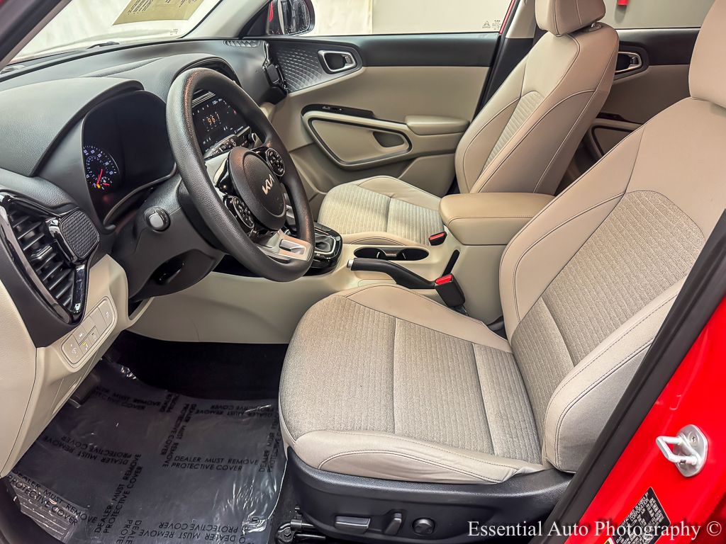 2022 KIA SOUL - Image 10