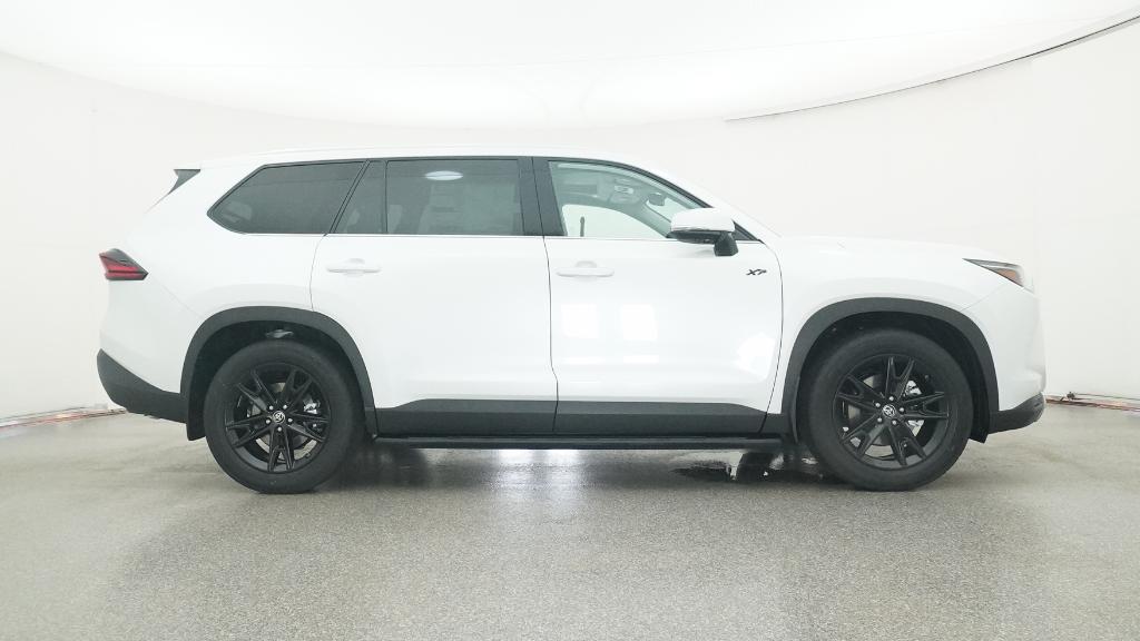 2026 Toyota Grand Highlander Limited photo 25