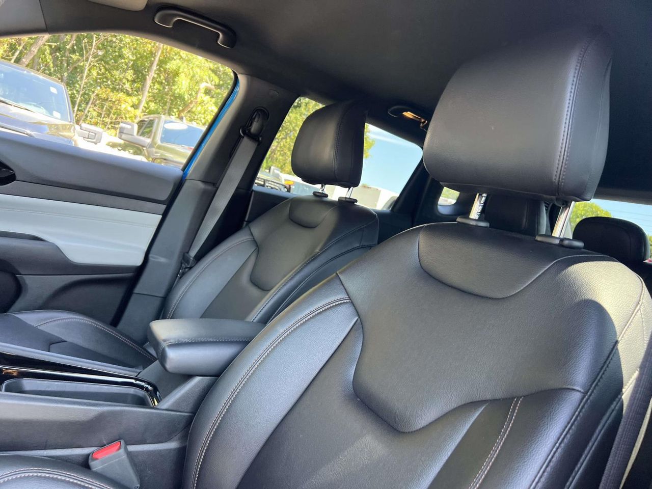 2024 Jeep Compass Limited photo 12