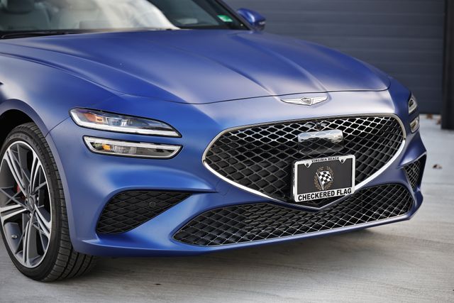 2025 Genesis G70 3.3T Sport Advanced photo 2