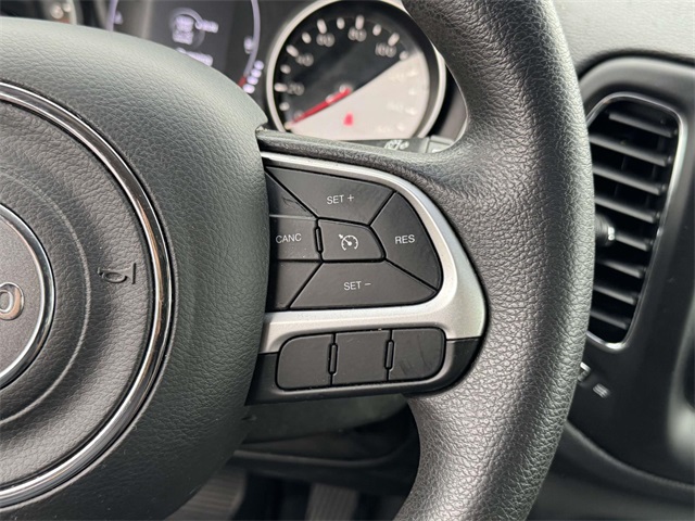 2018 Jeep Compass Sport photo 10