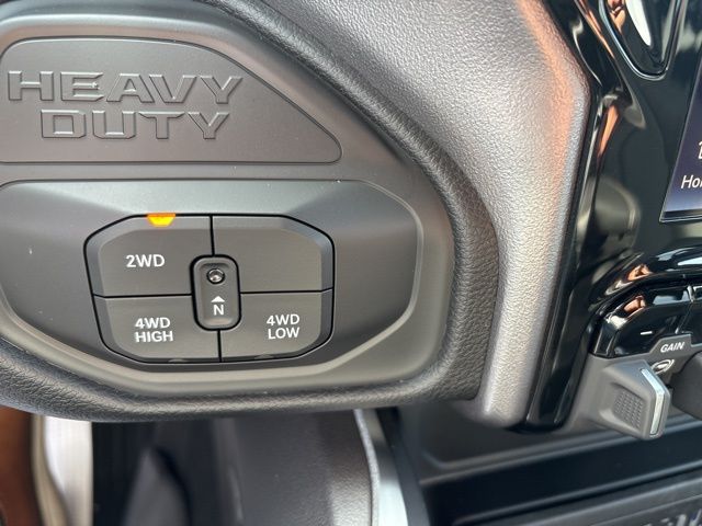 2025 Ram 3500 Big Horn photo 26